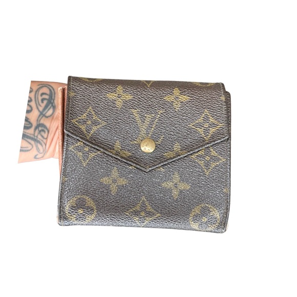 Louis Vuitton Monogram Wallet - Picture 2 of 10